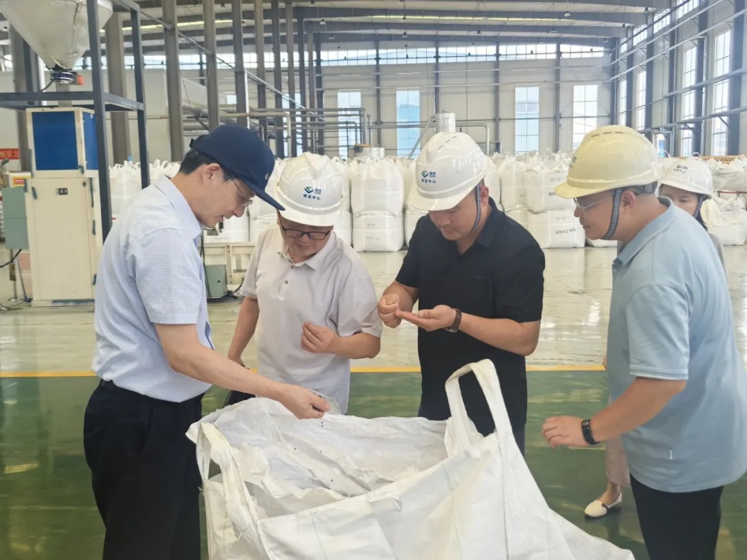 1754875219103168.jpg 1754875219103168.jpg